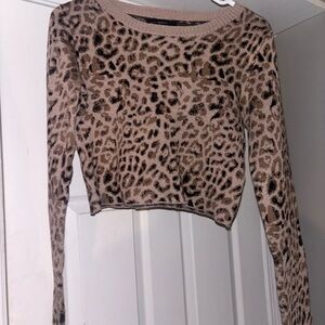 Olivaceous Leopard Print Long-Sleeve Cropped Top - Beige and Black